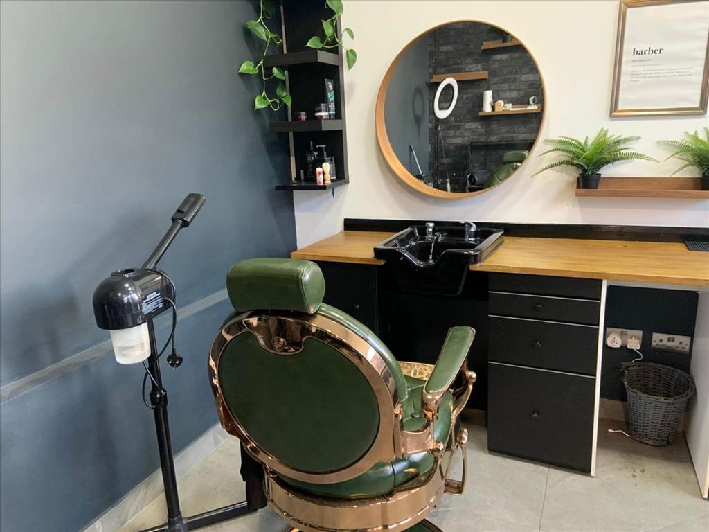 Property photo 2 of 5 Outside