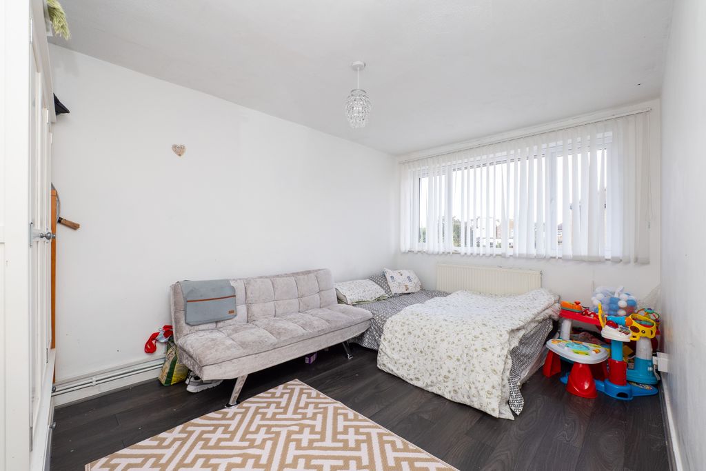 Property photo 3 of 12 Picture No. 08