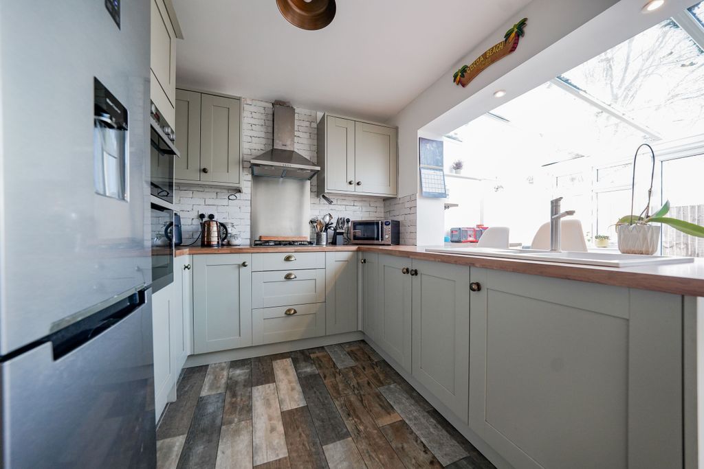 Property photo 3 of 20 838548_4_11444375