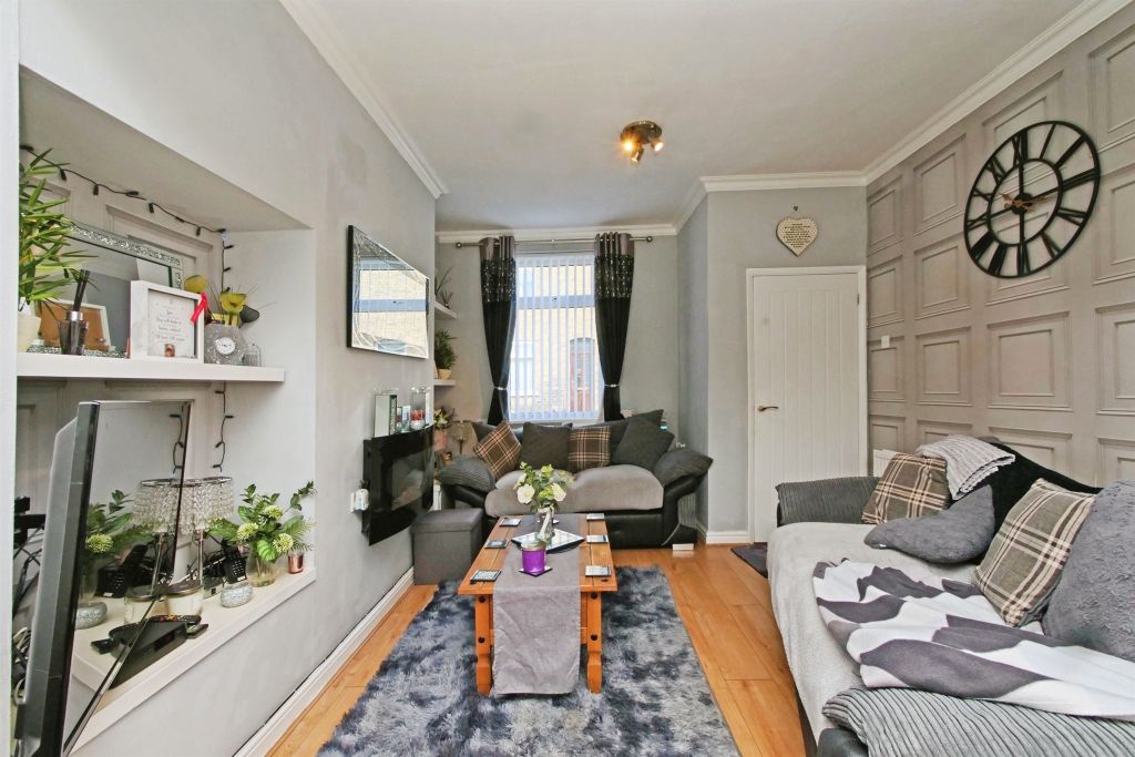 Property photo 3 of 13