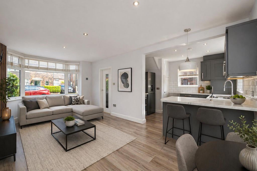 Property photo 1 of 39