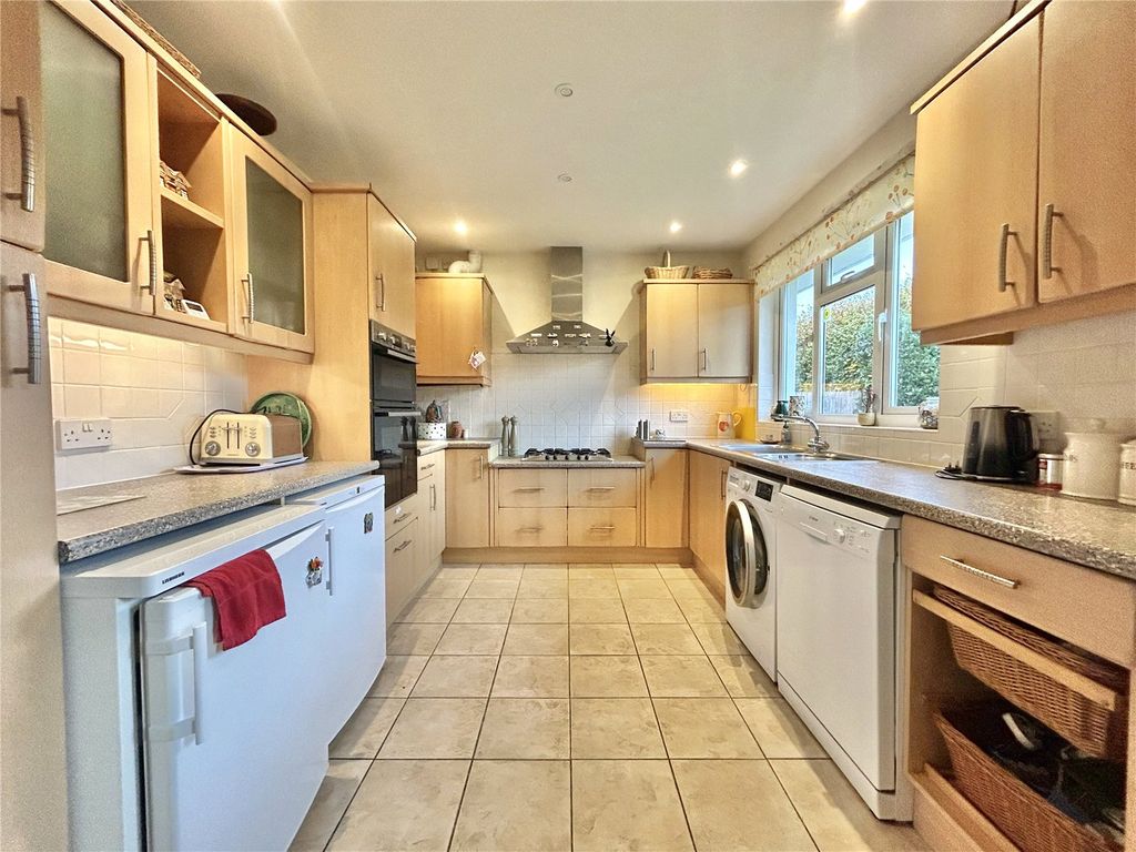 Property photo 2 of 16 Picture No. 01