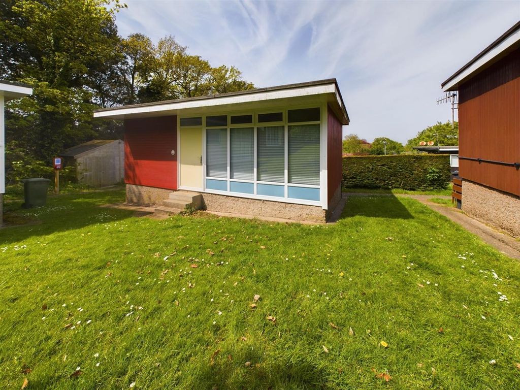 Property photo 1 of 12 Cam02546G0-Pr0190-Still007.Jpg