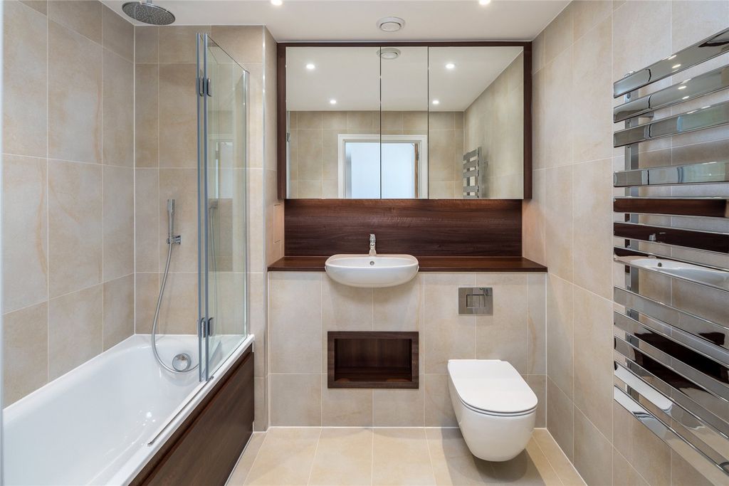 Property photo 2 of 5 Picture No. 11