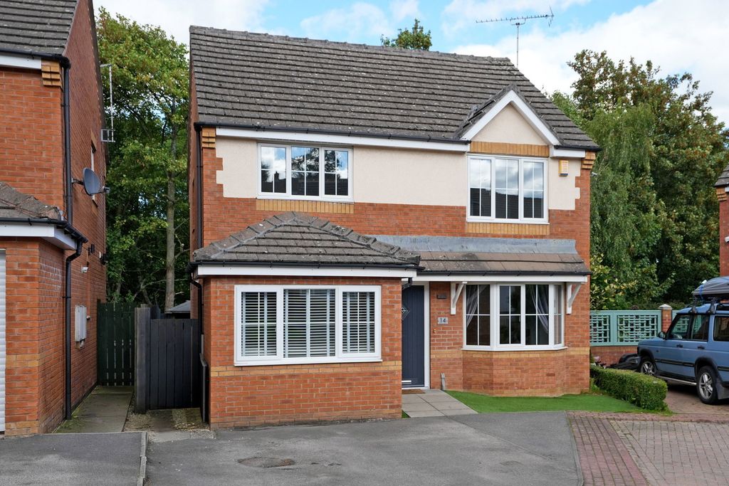 Property photo 1 of 38