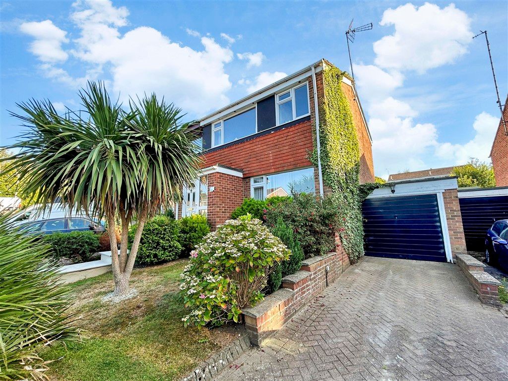 Property photo 2 of 13 Front