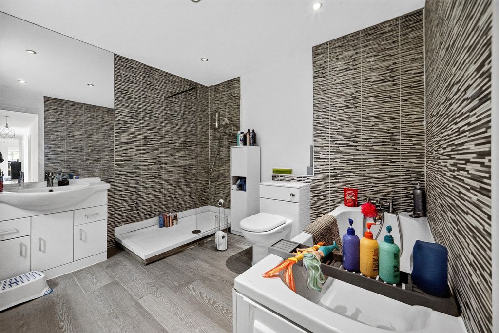 Additional image 39 of 5 bed equestrian for saleLaleston, Bridgend CF32