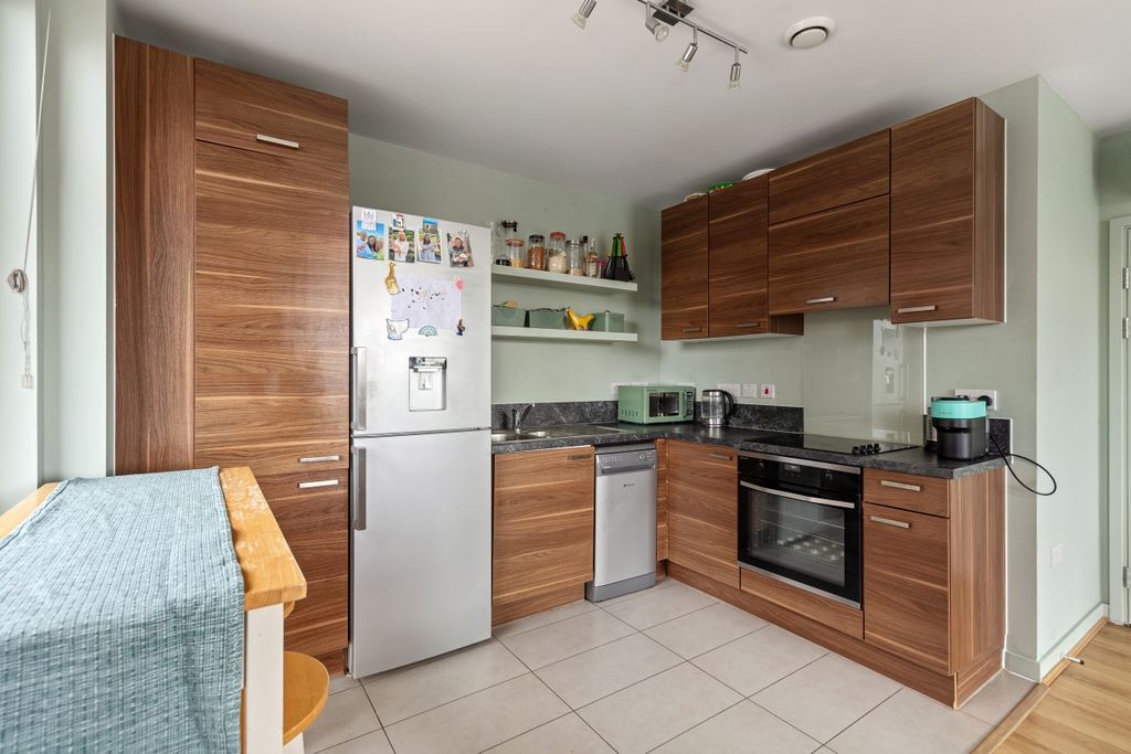 Property photo 3 of 10 094A1365