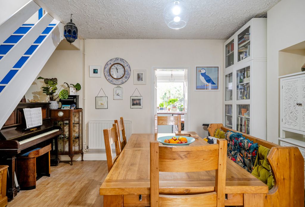 Property photo 3 of 23 1342505-18-68B03d...