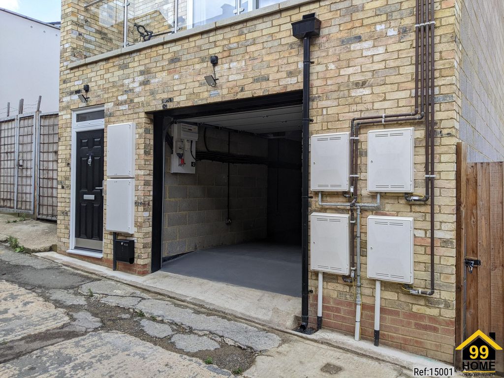 Property photo 2 of 14 Photo 1