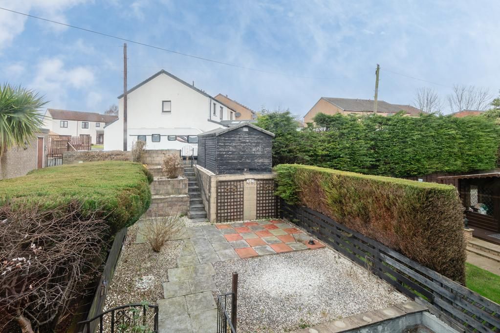 Property photo 2 of 21 Lev1427Pem Garden Overview.Jpg