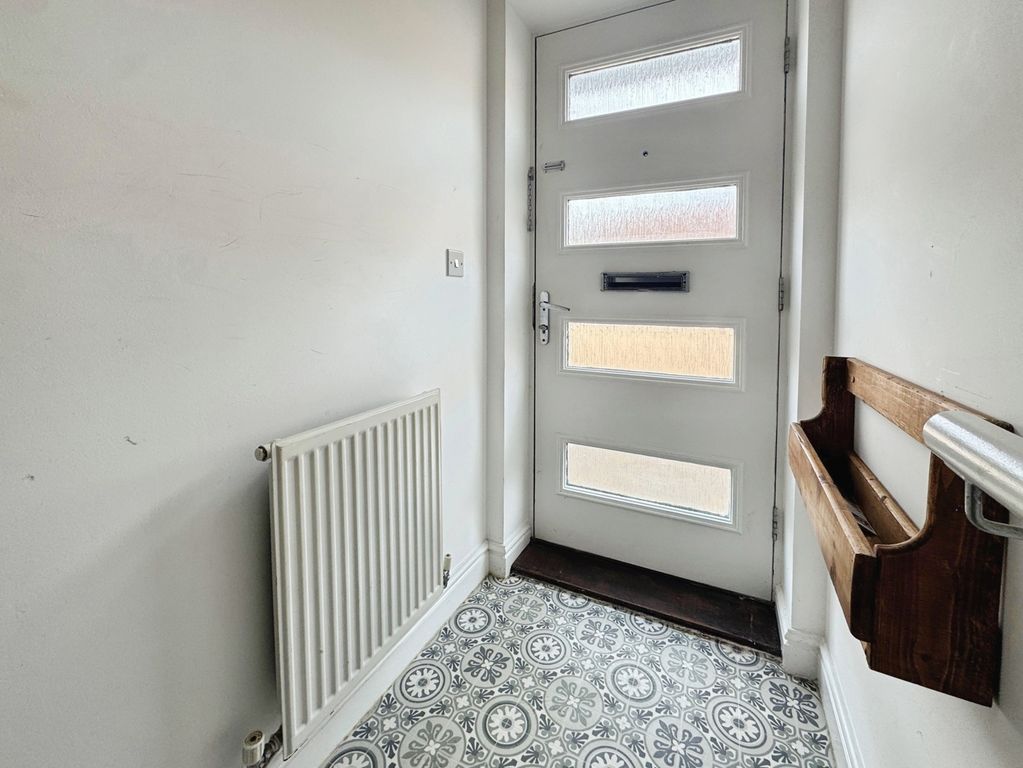 Additional image 11 of 2 bed flat for saleGibson Drive, Bracknell, Berkshire RG12