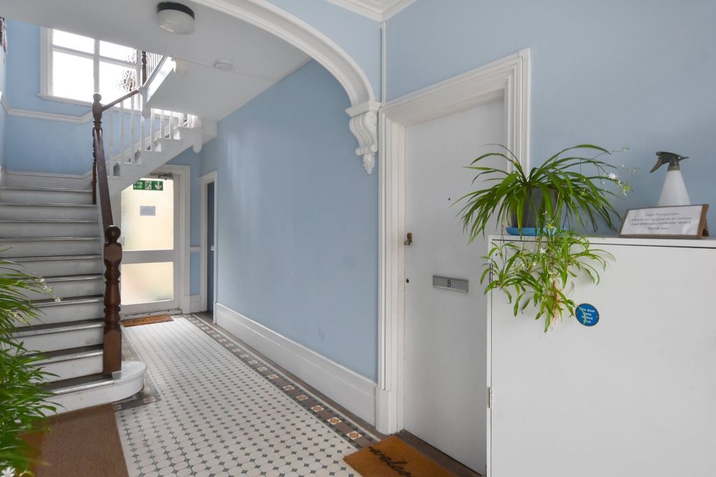 Property photo 3 of 22 Picture No. 20