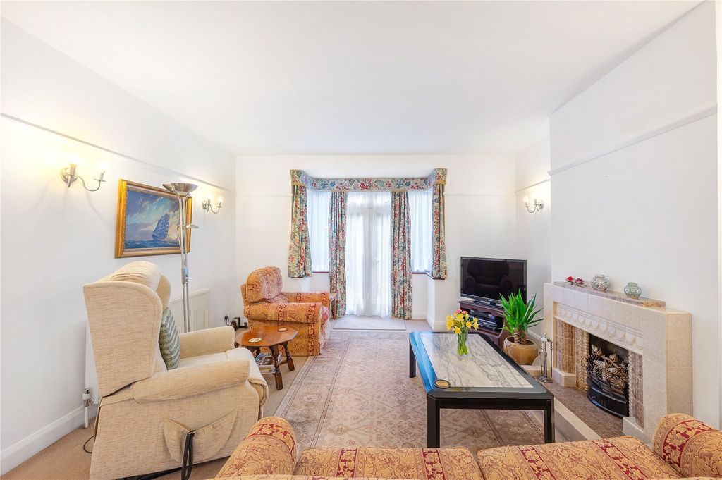 Property photo 3 of 11 Picture No. 05