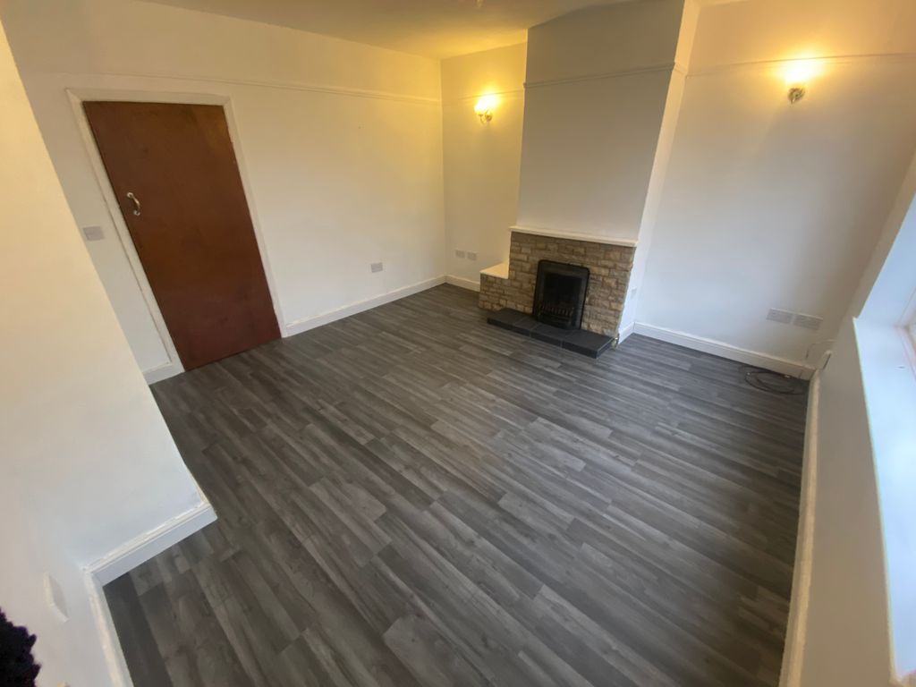 Property photo 2 of 12 Balcony