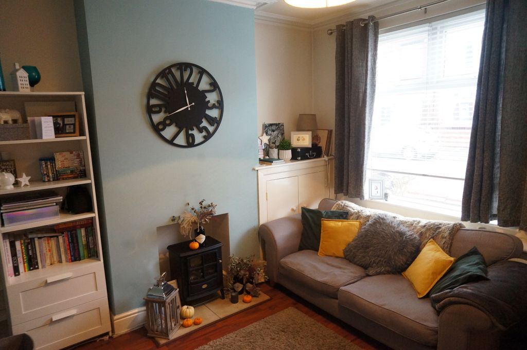 Property photo 2 of 7