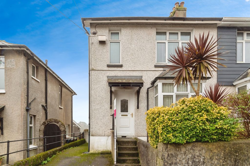 Property photo 2 of 28 Front Entrance