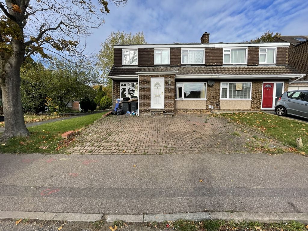 Property photo 2 of 48