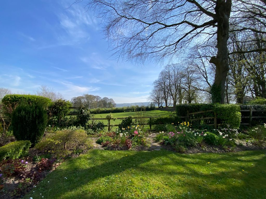 Property photo 1 of 26 Picture No. 06