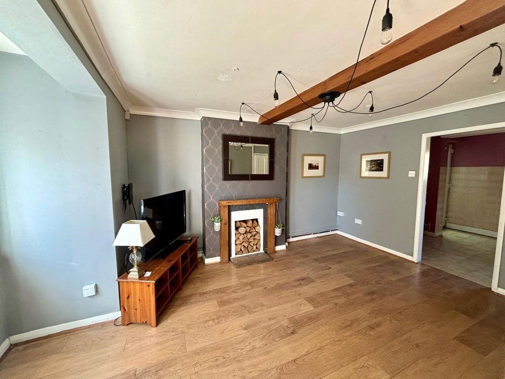 Property photo 2 of 12 Picture No. 12