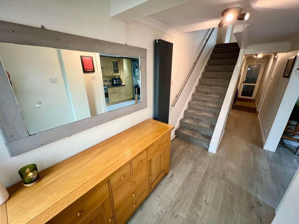 Property photo 2 of 26 0Ec8633c94Fb28d1681B67Ddb1Cffd3Bb0De7c40.Jpg