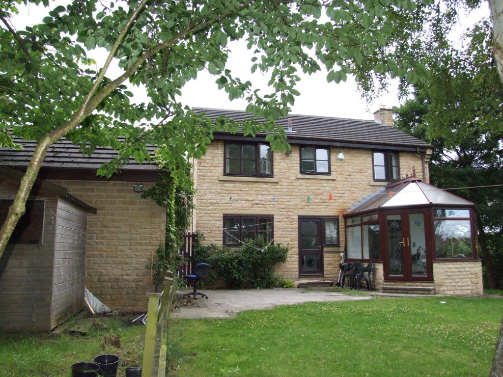 Property photo 2 of 9 Photograph 2