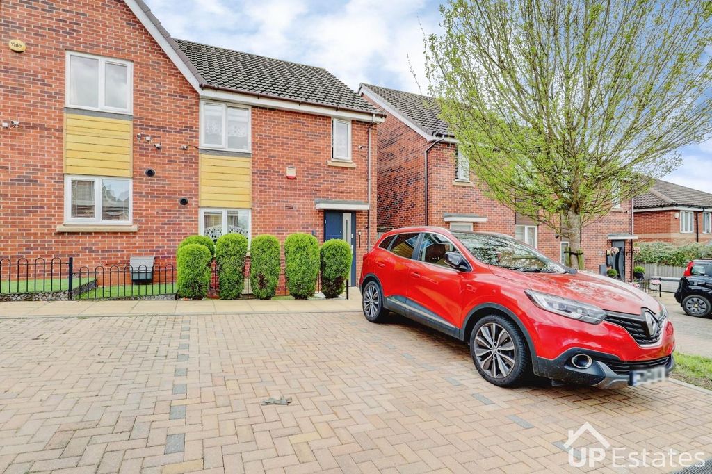 Property photo 1 of 20