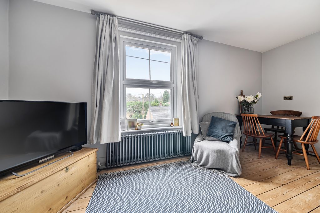 Property photo 3 of 7