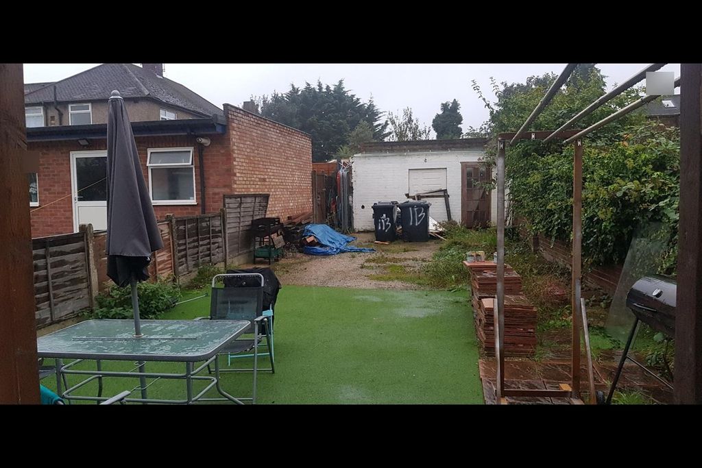 Property photo 3 of 6 Photo 2