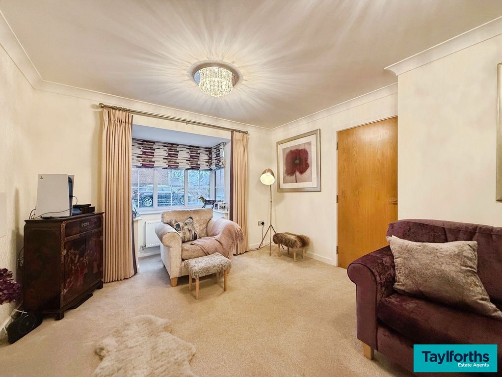 Property photo 3 of 42