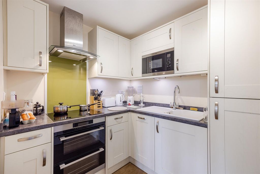 Property photo 2 of 16 A11 - Apartment 18 Flete House Ivybridge - 260615.