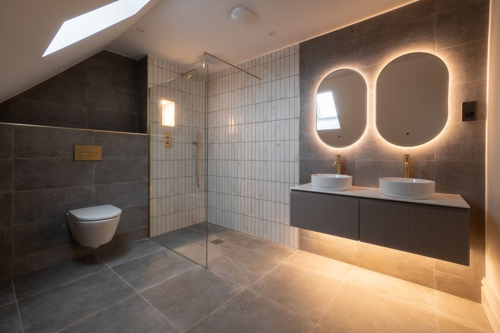 Property photo 3 of 44 4797332