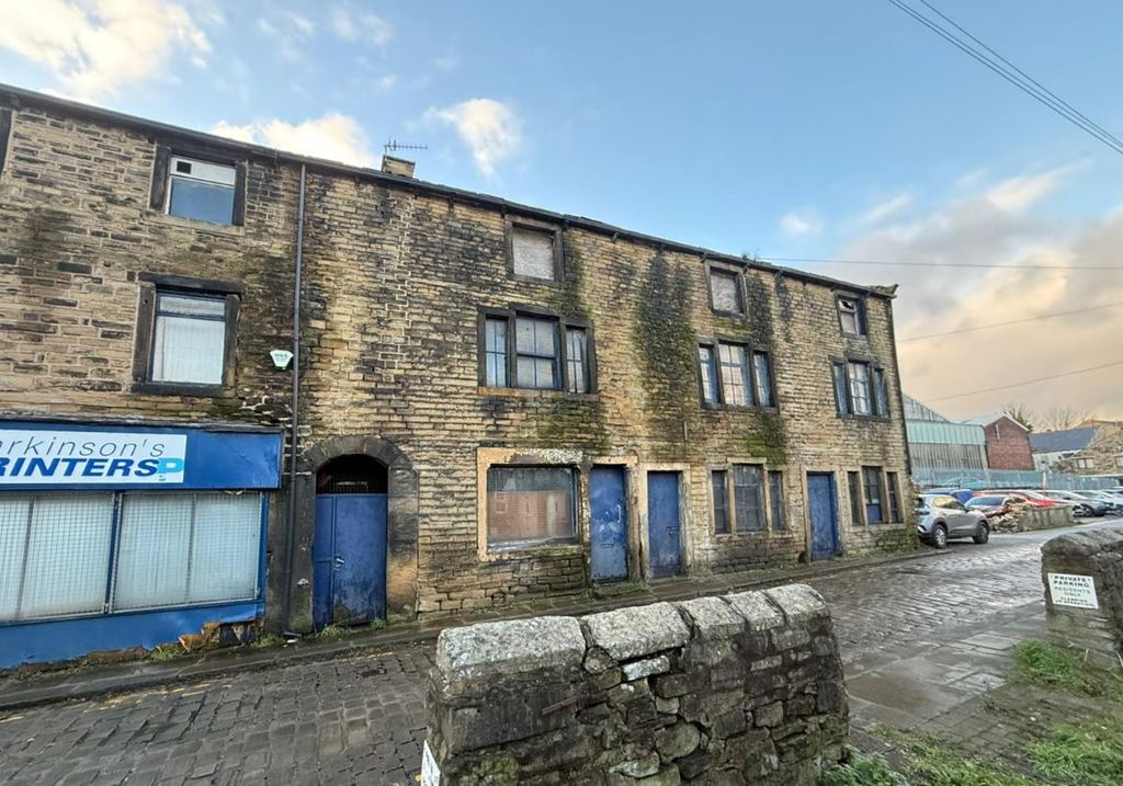 Property photo 2 of 2