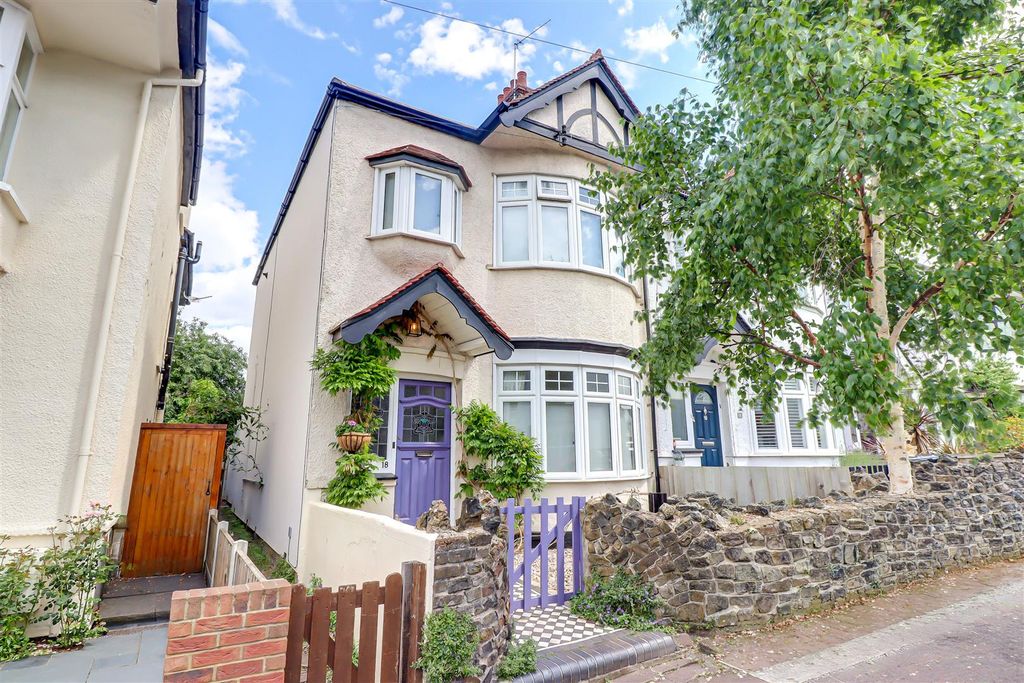 Property photo 1 of 24