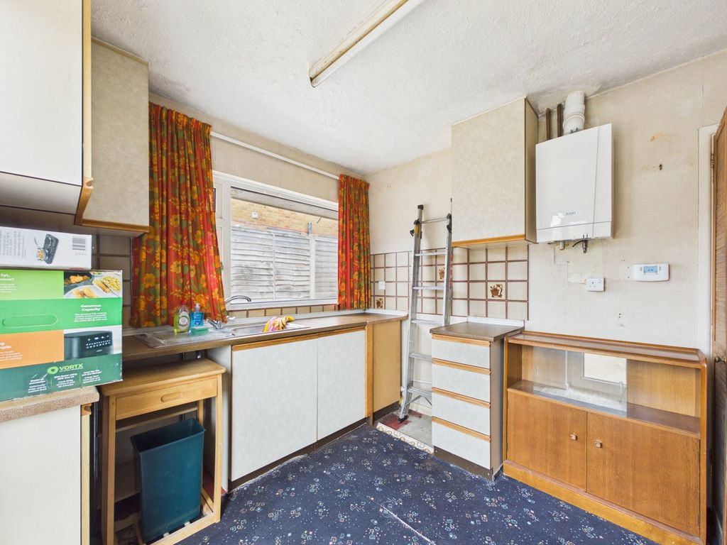 Property photo 3 of 11