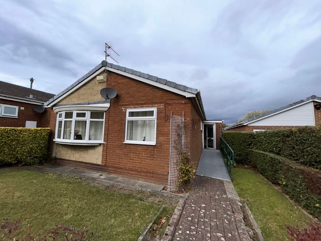 Property photo 1 of 2