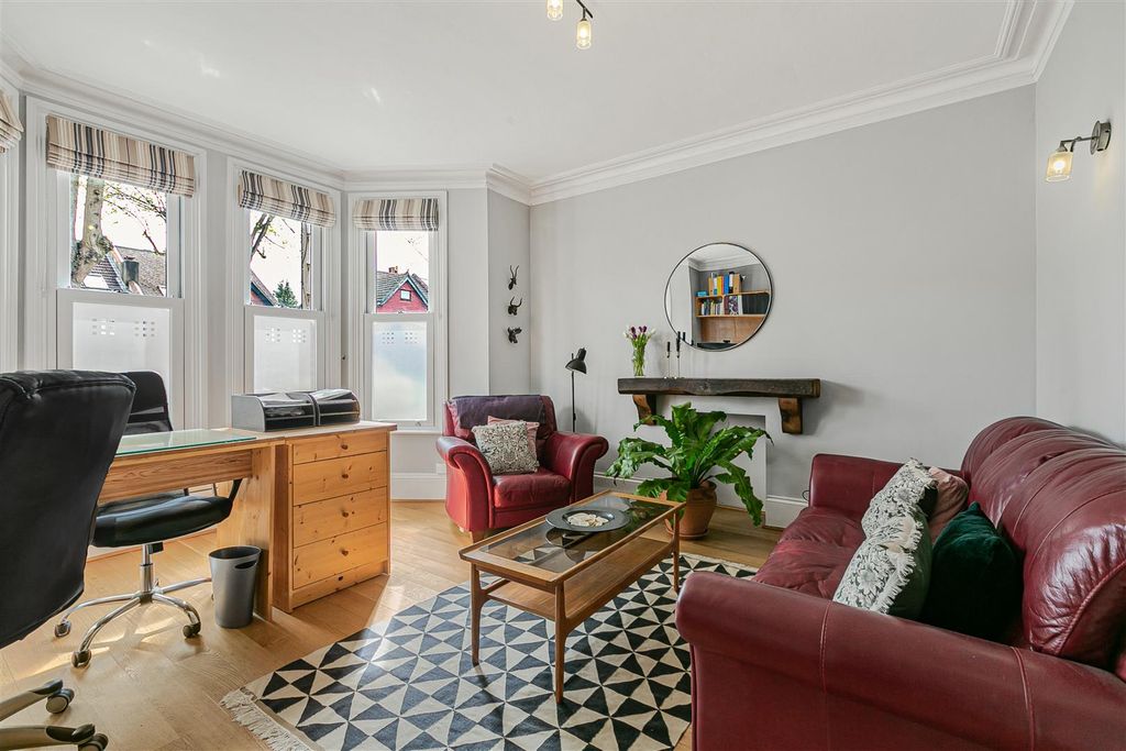 Property photo 3 of 22 5_79124.Jpg