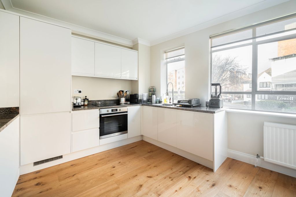 Property photo 3 of 6 Picture No. 08