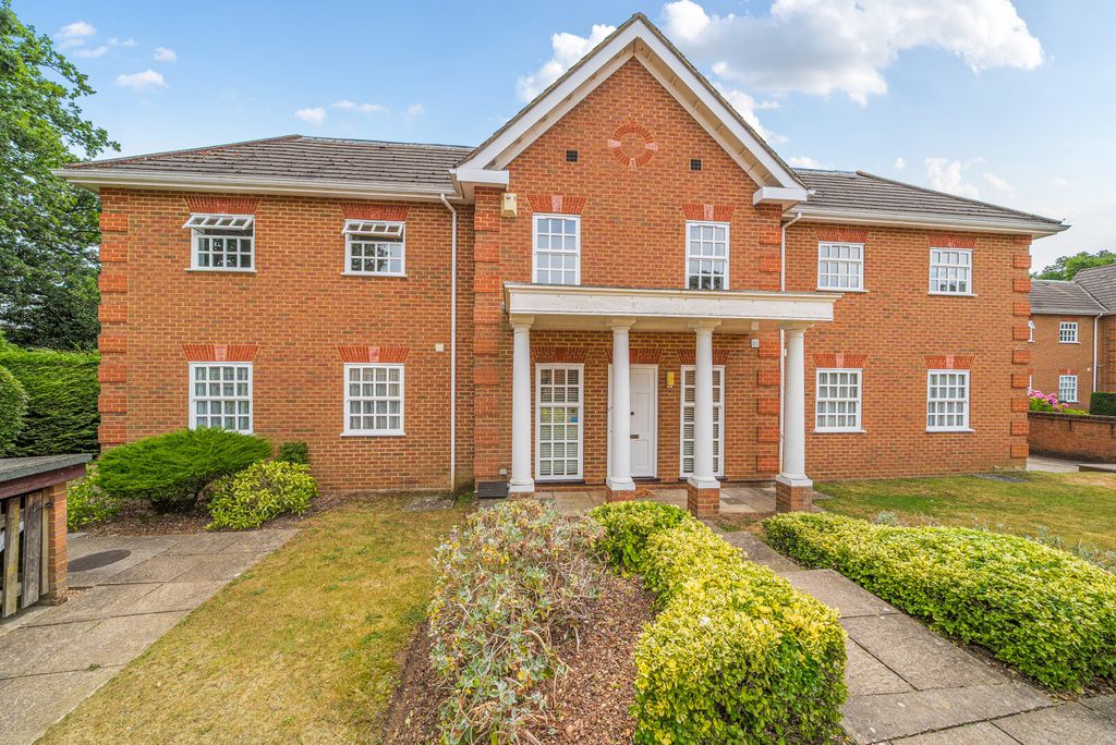 Property photo 1 of 29 1321239-2-6867B0d...