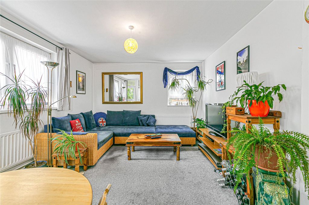 Property photo 2 of 12 Reception Room