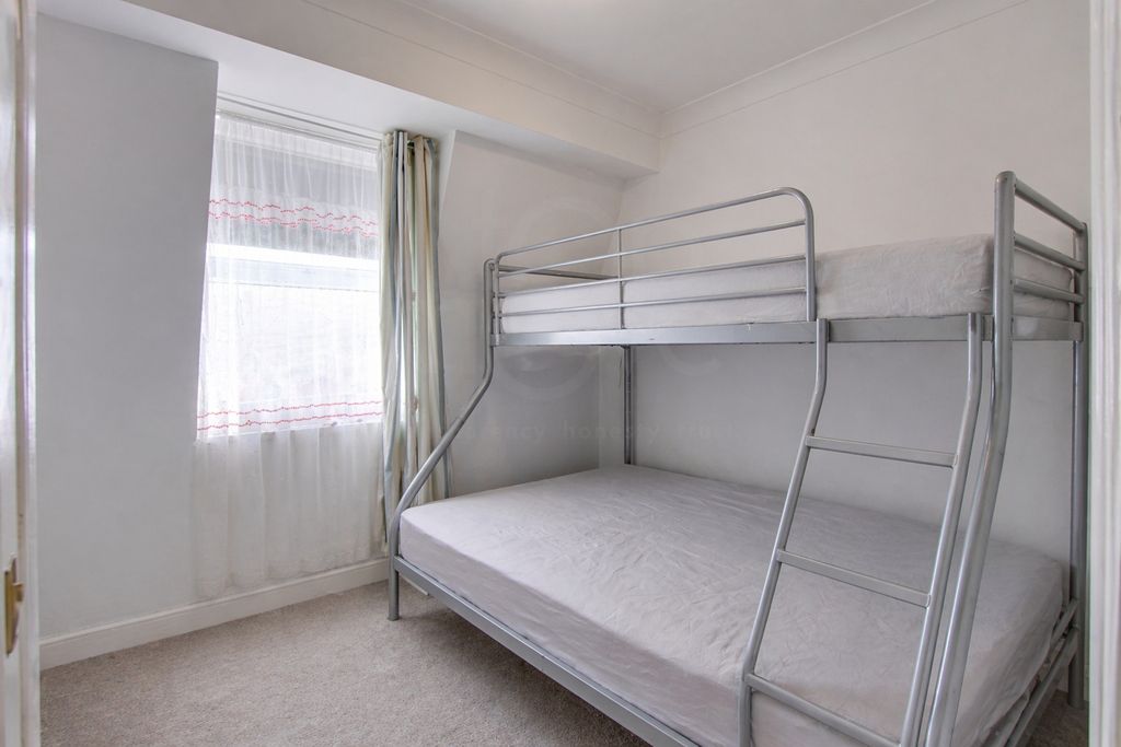 Property photo 2 of 5 Photo 2