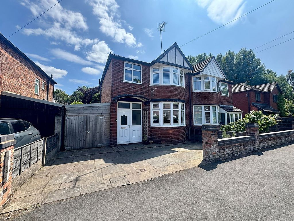 Property photo 1 of 21