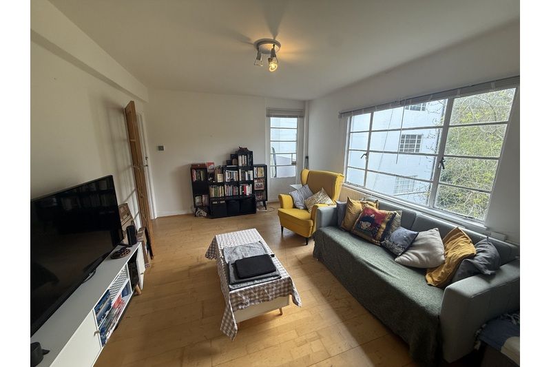 Property photo 3 of 13