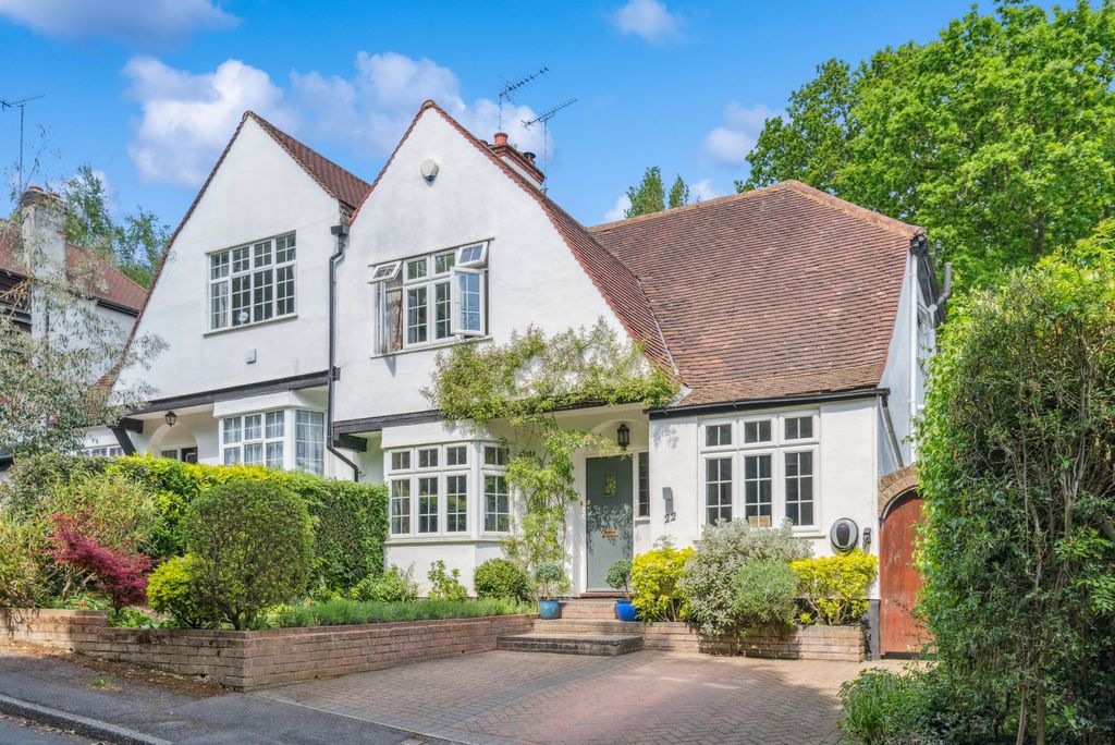 Property photo 1 of 15