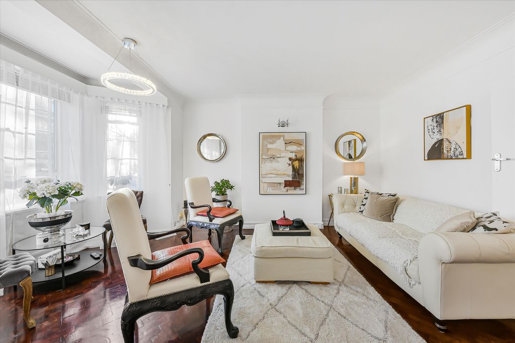 Property photo 1 of 12 Image