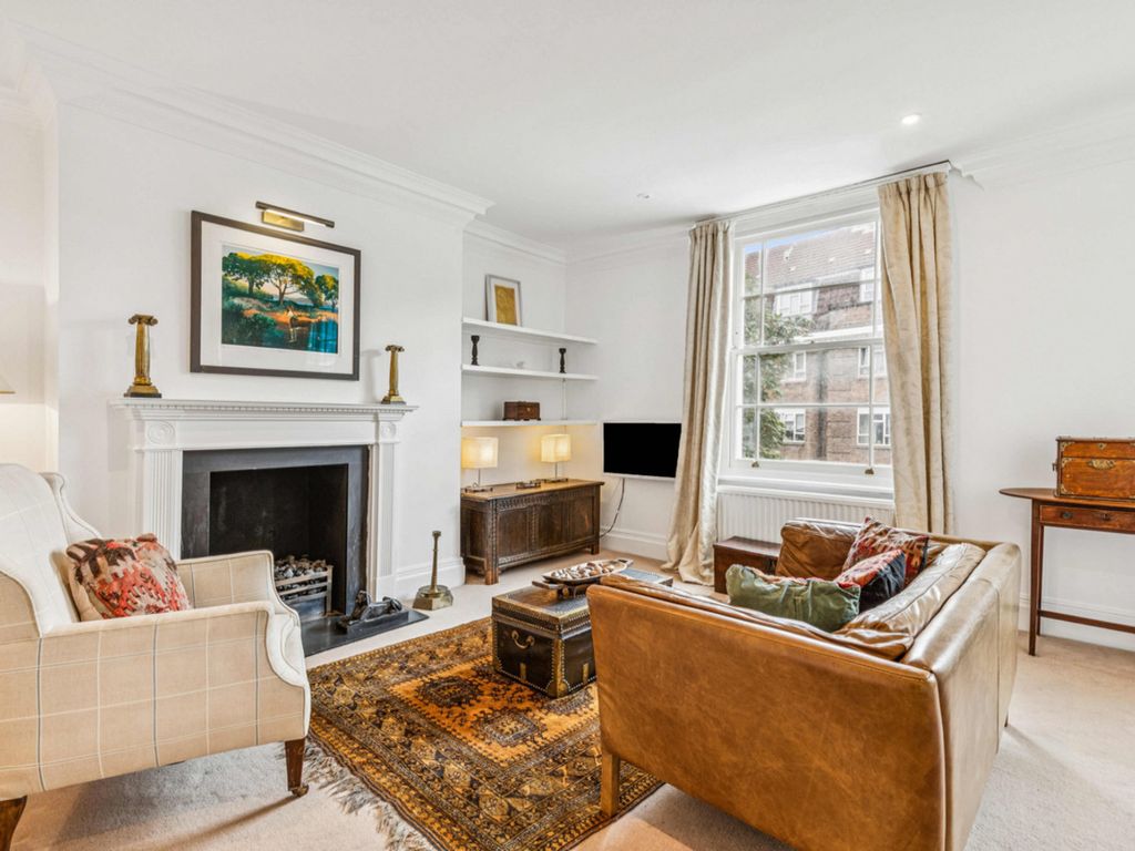 Property photo 2 of 8