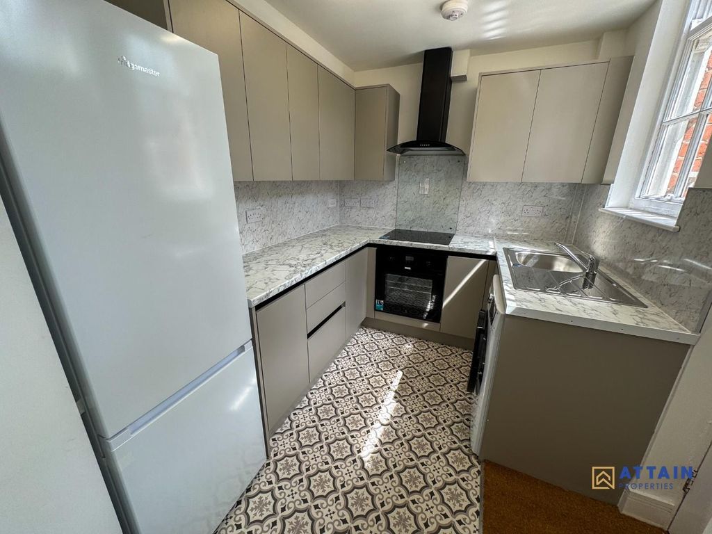 Property photo 2 of 7 Kitchen.Jpg