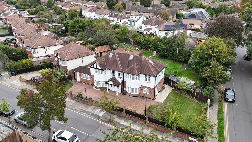 Property photo 1 of 45