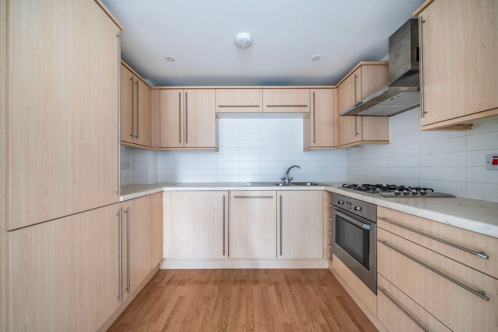 Property photo 3 of 12 Photo 10