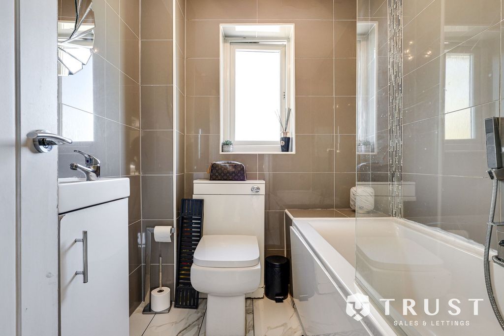 Additional image 17 of 3 bed end terrace house for saleDarley Road, Liversedge WF15